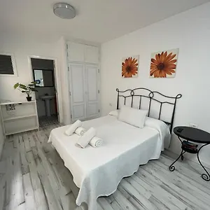 apartamento-mora.in-canary-islands.com/
